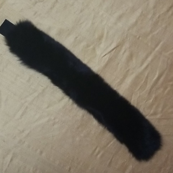 Fur Hat or Collar Accessory - Picture 5 of 6